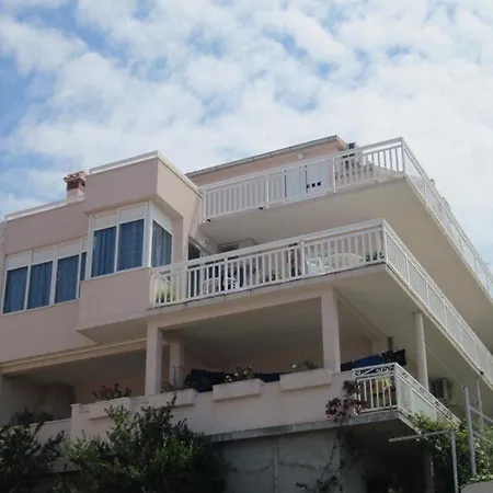 Casa de hóspedes In With Sea View, Terrace, Air Conditioning, Wi-fi